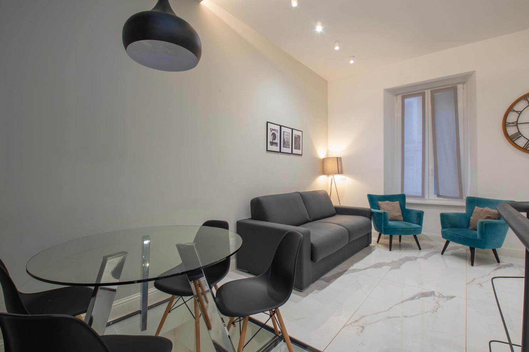 Apartment Xenia - Spacious Three-room In Moscova Area Milan